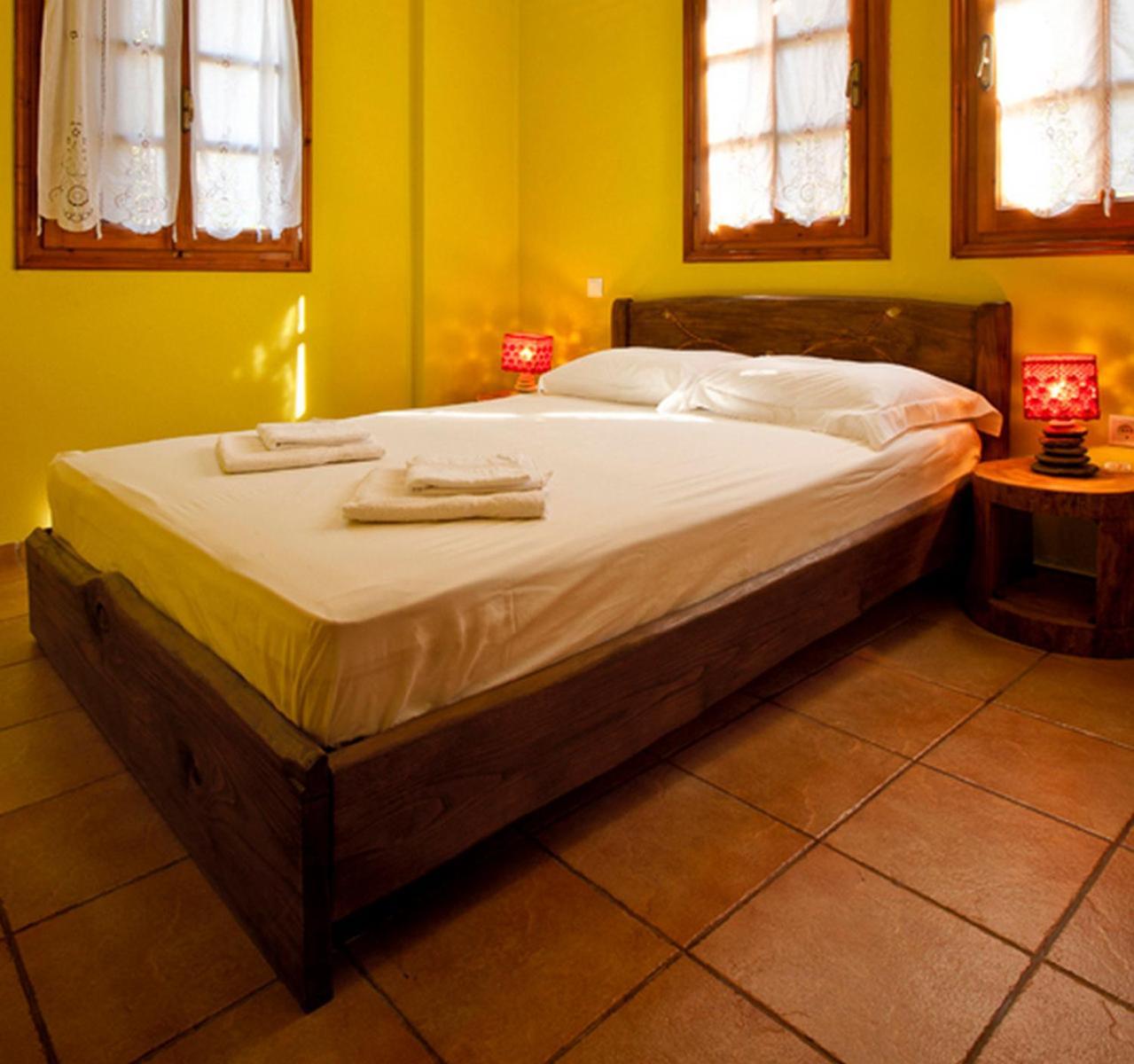 Victoria'S Guesthouse Damouchari Exterior photo